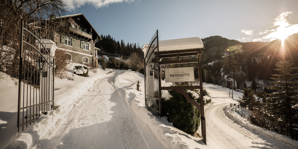 The snow-covered entrance to Villa Antoinette