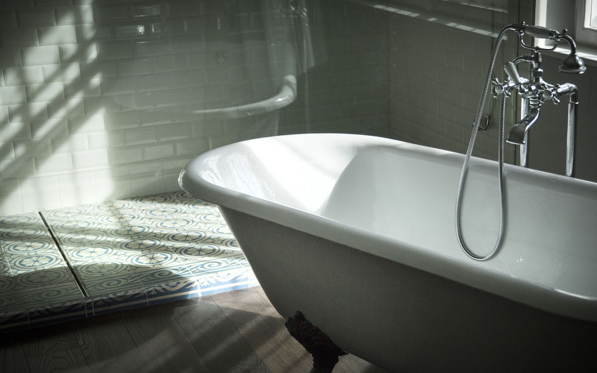 Das Badezimmer des Zimmers Antoinette im Jugendstil